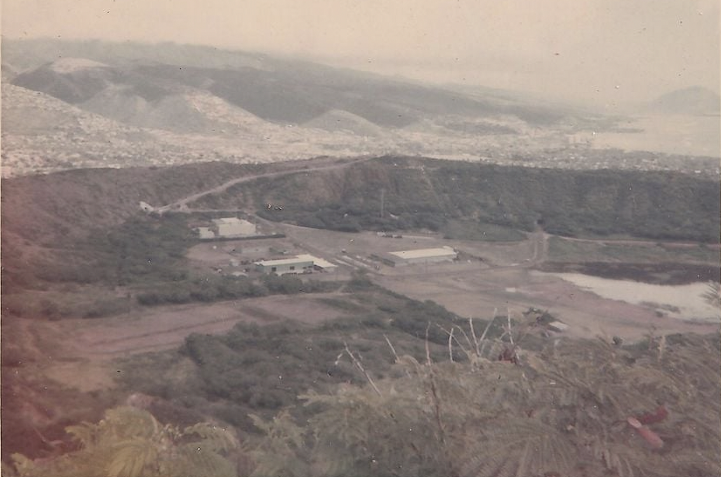 Check Six – 1965: Facilities in Diamond Head Crater