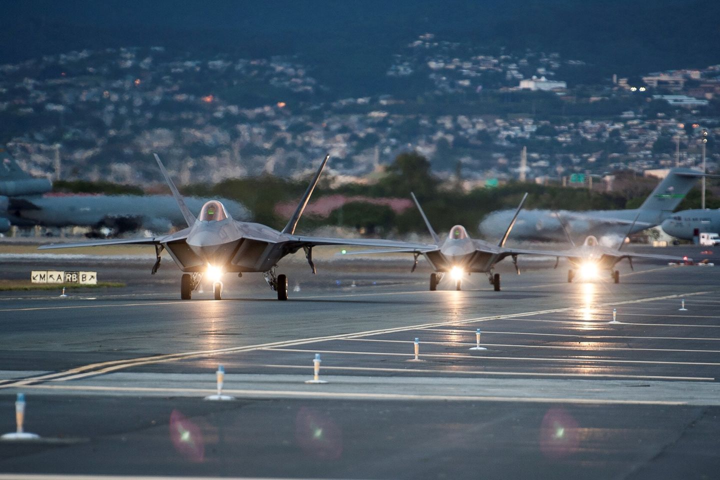 F-22 Raptor Night Operations