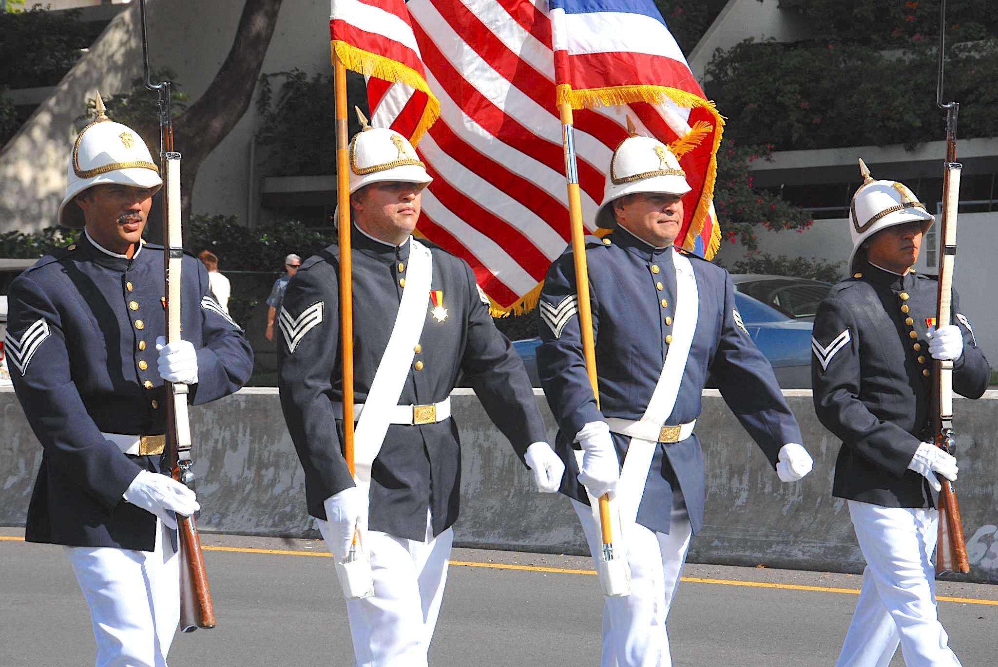 Check Six – 2009: Aloha Festivals Parade￼