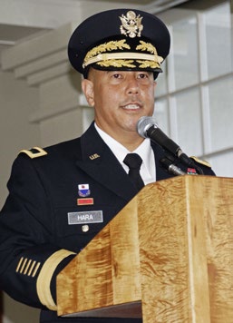 Rare double-pinning ceremony, Hawaii Army National Guard