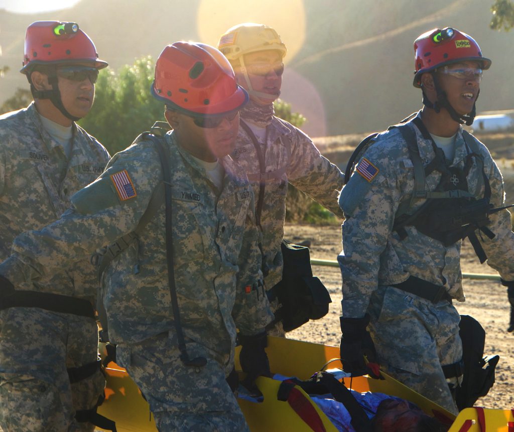 Hawaii Army National Guard soldiers evacuate a simulated victim during a medical evacuation scenario at Exercise Vigilant Guard 2017, Delle Valle Regional Center, California, Nov. 17, 2016. Vigilant Guard is an exercise program sponsored by United States Northern Command in conjunction with National Guard Bureau to provide State National Guards an opportunity to improve cooperation and relationships with their regional civilian, military, and federal partners in preparation for emergencies and catastrophic events. (U.S. Air National Guard photo by Senior Airman Orlando Corpuz)
