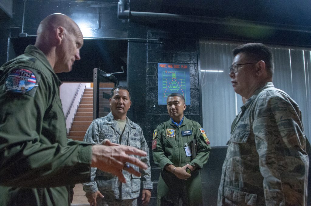 Maj. Gen. James O. Eifert, Air National Guard Assistant to the Commander, Pacific Air Forces leads a discussion on air defense concepts during a visit to the Philippine Air Defense Control Center, Aug. 7, 2018, Villamor Air Base, Manila, Philippines. The airmen were taking part in a subject matter expert exchange with Philippine Air Force counterparts as part of a National Guard State Partnership Program engagement. (U.S. Air National Guard photo by Senior Airman Orlando Corpuz)