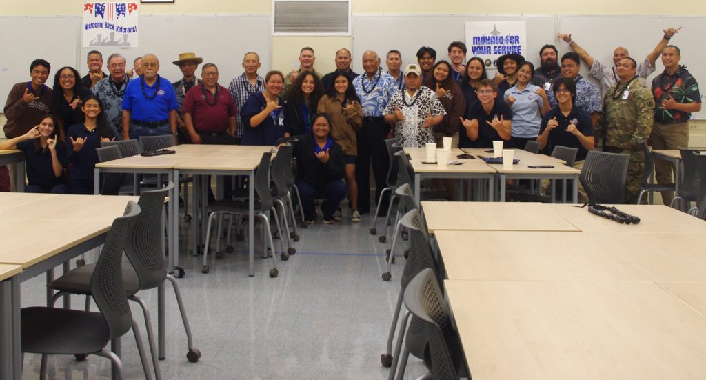 Several HIARNG and HIANG personnel attended a luncheon (Hawaiian food) sponsored by the Kamehameha Schools Campus ASKS Student Leadership & Activities on November 9, 2023 in honor of Veterans Day. Fellow alumni shared stories & mana’o with haumana about times at Kamehameha and military journeys after graduation. We also had some 1 on 1 with students, answering questions they had about military options. All in all, a great time with faculty and students at Kamehameha.