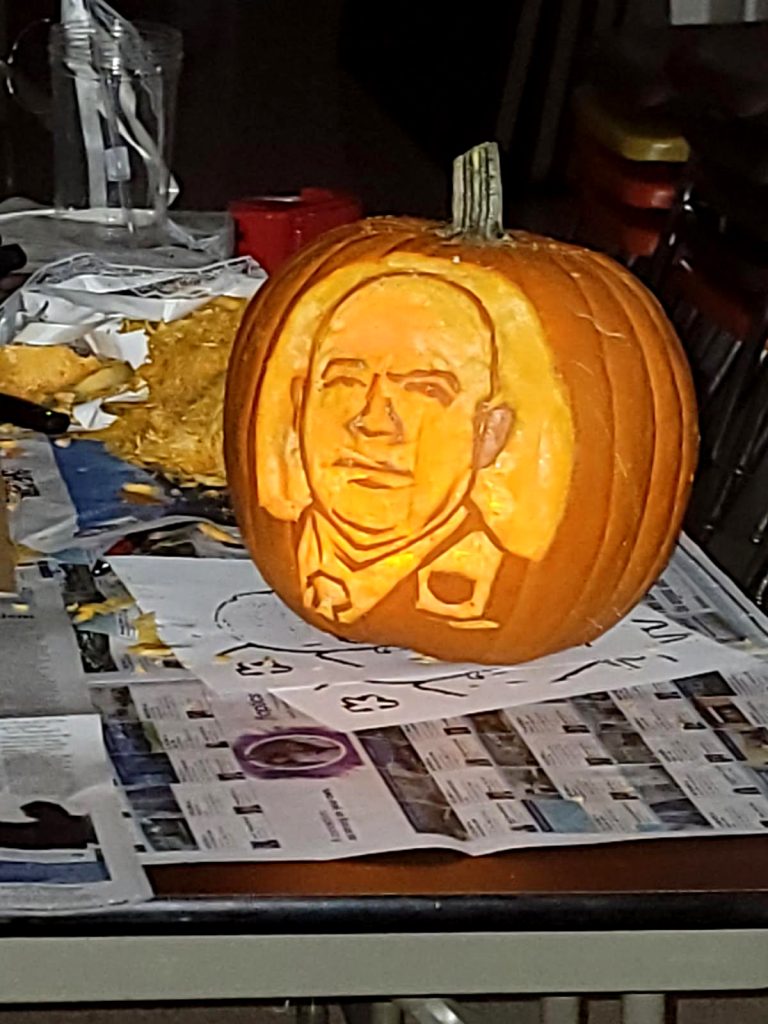 Halloween pumpkin carving, food sale supports Aloha United Way